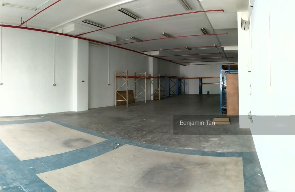 Quartz Industrial Building (D13), Warehouse #202993161